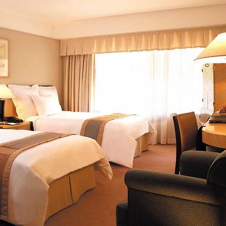 Renaissance Kowloon Hotel Hongkong Kamer foto