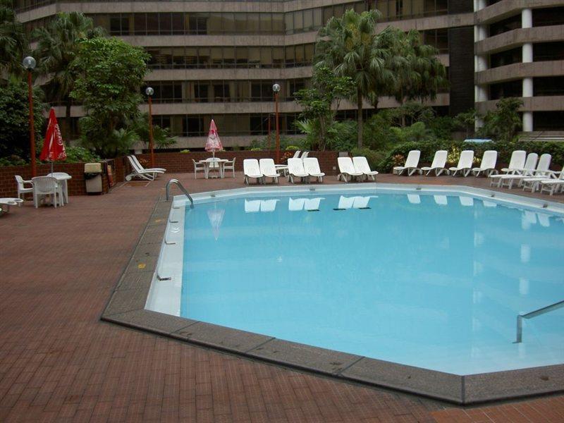 Renaissance Kowloon Hotel Hongkong Buitenkant foto