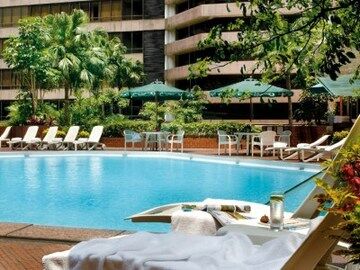 Renaissance Kowloon Hotel Hongkong Buitenkant foto